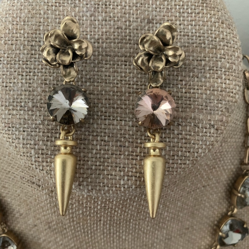 Stella & Dot Gold Vintage Earrings